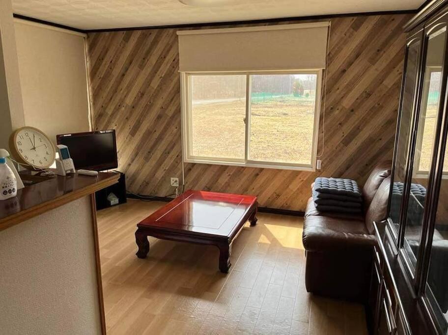 暮らすように過ごす温泉宿　白老大使館 Shiraoi Exterior foto
